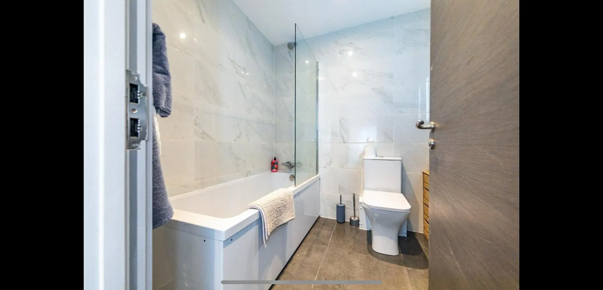 Alexander House Apartment 15 Bradford  Bradford (West Yorkshire)